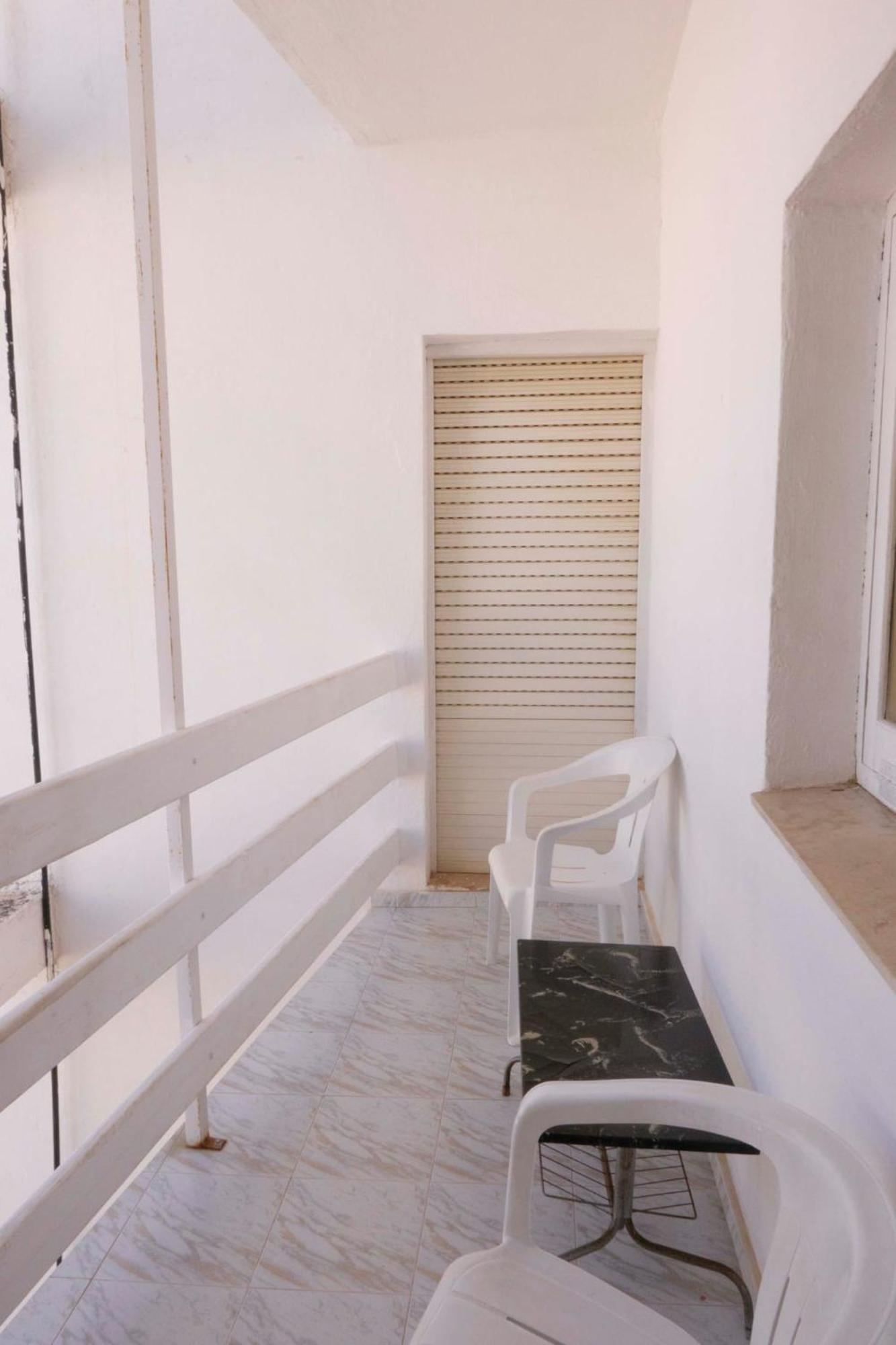 Hostal La Torre Benicàssim Buitenkant foto
